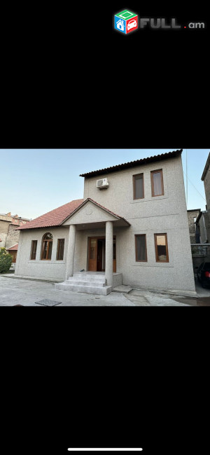 IN0192 Երկու հարկանի քարե ամառանոց Տիգրան Մեծի պողոտայում կենտրոնում, 275 ք.մ., 3+ սանհանգույց