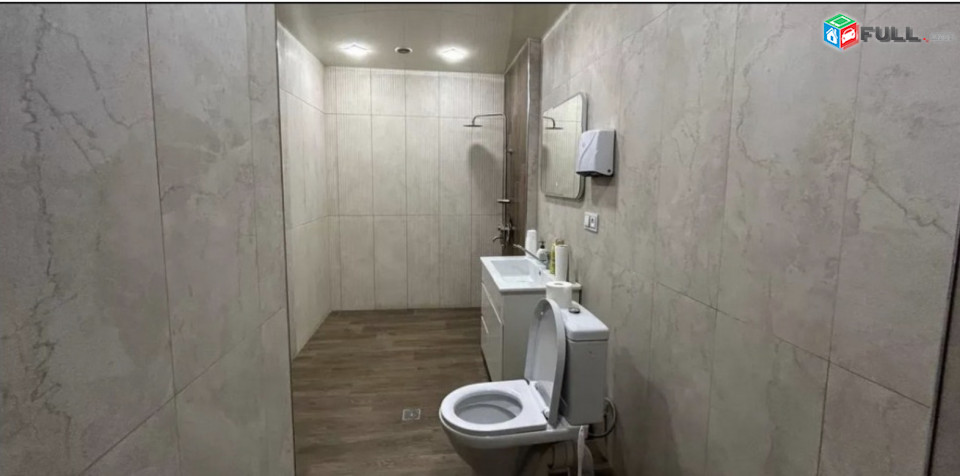 IN0212 Վարձով Երեք հարկանի քարե տուն Այգեձորի փողոցում կենտրոնում, 220 ք.մ., 2 սանհանգույց, կապիտալ վերանորոգված