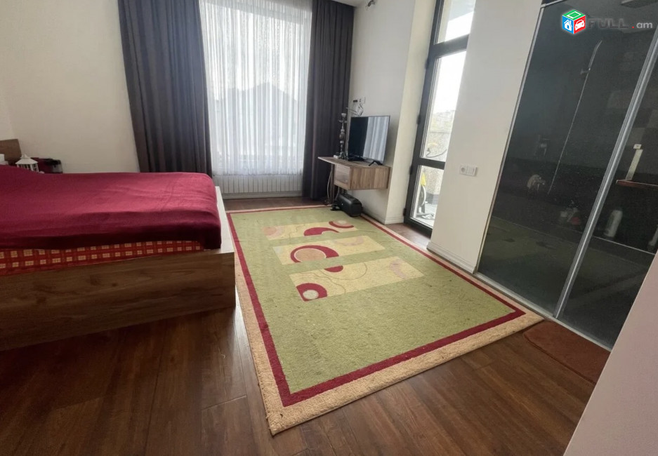 IN0229 Երկու հարկանի քարե տուն Պարույր Սևակ թաղամաս, 5-րդ փողոցում Ավանում, 200 ք.մ., 3+ սանհանգույց