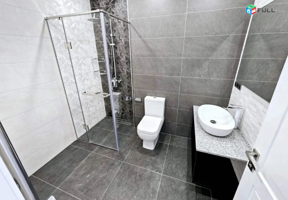 IN0230 Երեք հարկանի տուն, Դուրյան թաղամաս Ավանում, 400 ք.մ., 3+ սանհանգույց, դիզայներական ոճով վերանորոգված