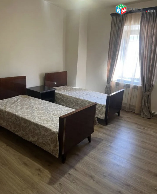 IN0235 Մեկ հարկանի քարե տուն, Կոնդ թաղամաս կենտրոնում, 95 ք.մ., կապիտալ վերանորոգված