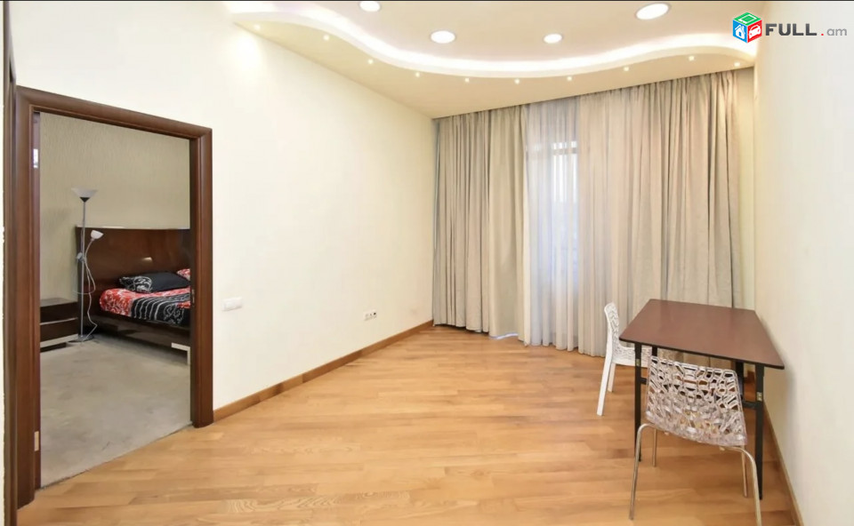 IN0255 Ընդարձակ 3 սենյականոց բնակարան նորակառույց շենքում Ձորափի փողոցում, 176 ք.մ., 2 սանհանգույց