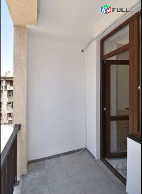 IN0258 Վարձով 3 սենյականոց բնակարան նորակառույց շենքում Սարյանի փողոցում