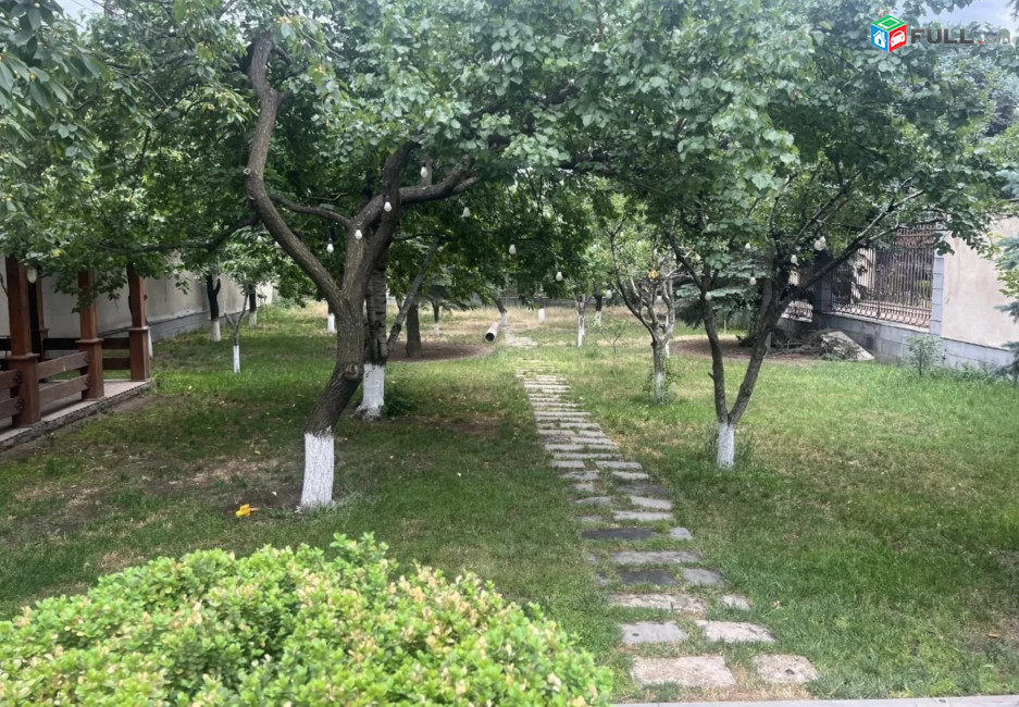 IN0264 Չորս հարկանի տուն Բաբայան փողոցում Քանաքեռ Զեյթունում, 1800 ք.մ., 3+ սանհանգույց