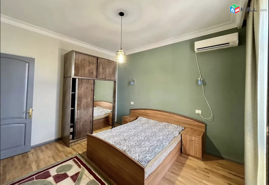 IN0273 Երեք հարկանի քարե տուն Կիևյան փողոցում Արաբկիրում, 600 ք.մ., 3+ սանհանգույց, կապիտալ վերանորոգված
