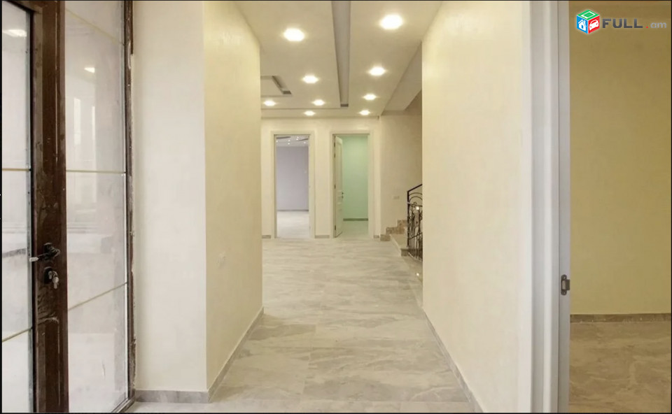 IN0275 Երեք հարկանի քարե տուն Այգեձորի փողոցում Արաբկիրում, 730 ք.մ., 3+ սանհանգույց