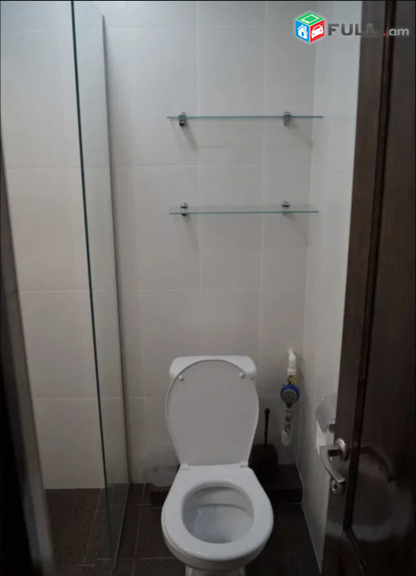 IN0285 Վարձով 2 սենյականոց բնակարան Մարշալ Բաղրամյան պողոտայում