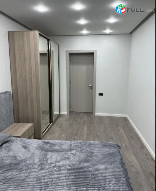 IN0287 Վարձով 3 սենյականոց բնակարան Զաքյան փողոցում