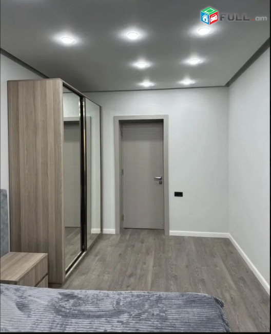IN0287 Վարձով 3 սենյականոց բնակարան Զաքյան փողոցում