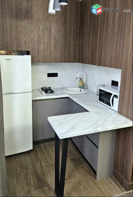 IN0292 Վարձով 2 սենյականոց բնակարան Կորյունի փողոցում