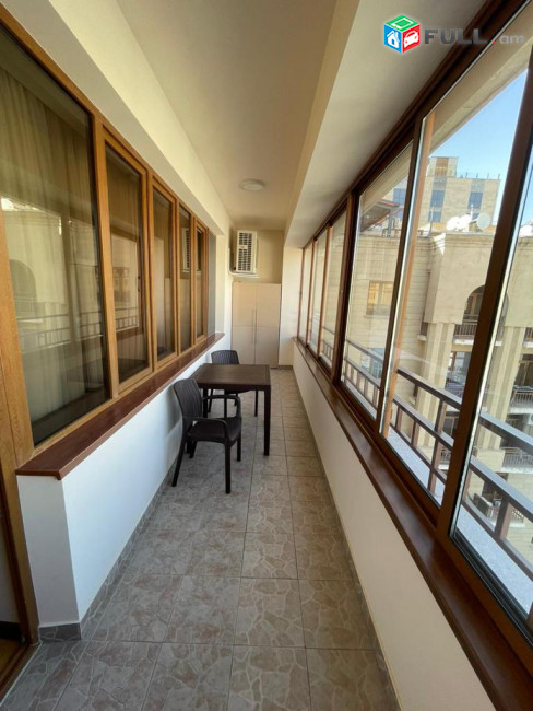 IN0303 Վարձով 3 սենյականոց բնակարան նորակառույց շենքում Փավստոս Բուզանդի փողոցում
