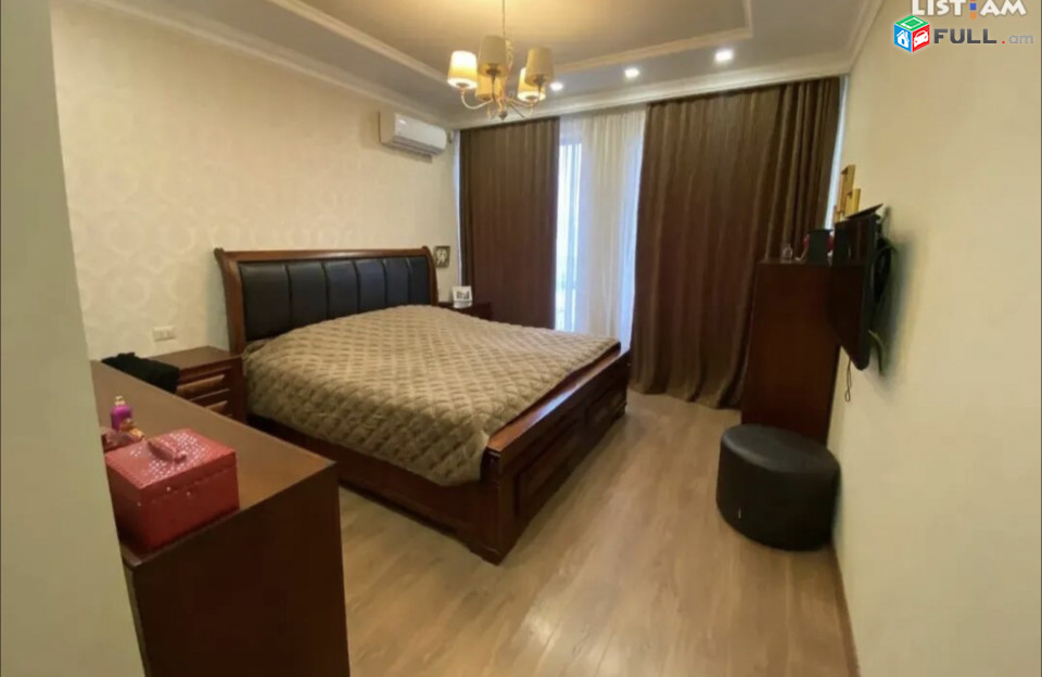 IN0316 Չորս հարկանի քարե տուն Առինջի 21-րդ փողոցում Ավանում, 732 ք.մ., 3+ սանհանգույց, կապիտալ վերանորոգված