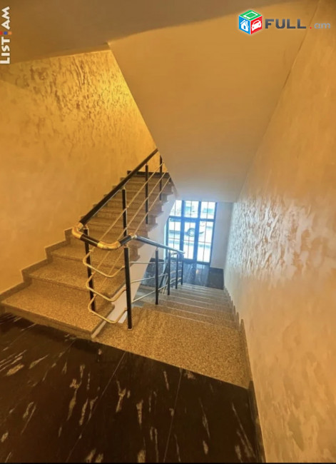 IN0338 Գրասենյակային տարածք Ազատության պողոտայում Արաբկիրում, 433 ք.մ.