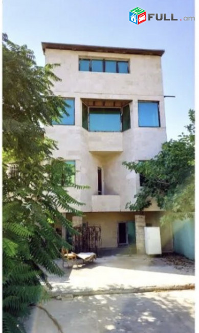 IN0347 Չորս հարկանի քարե տուն Տիգրան Մեծի պողոտա 