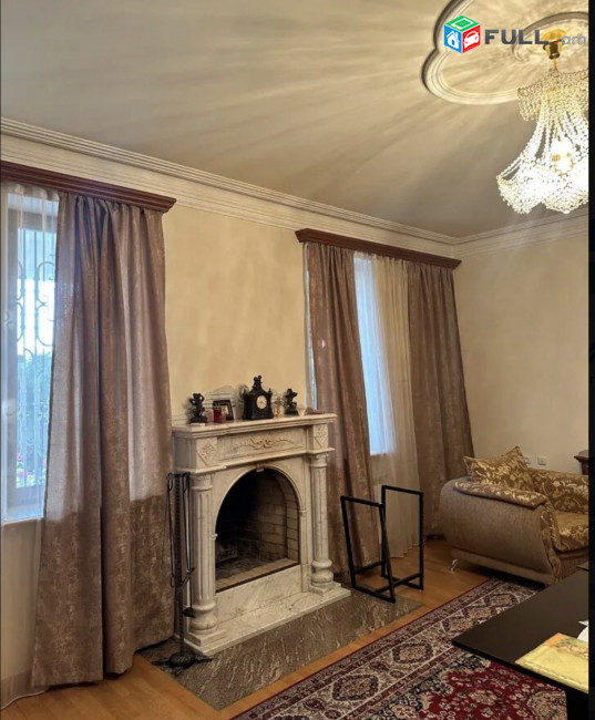 IN0352 Երեք հարկանի քարե տուն Բագրևանդի փողոցում Նոր Նորքում, 2400 ք.մ., 3+ սանհանգույց