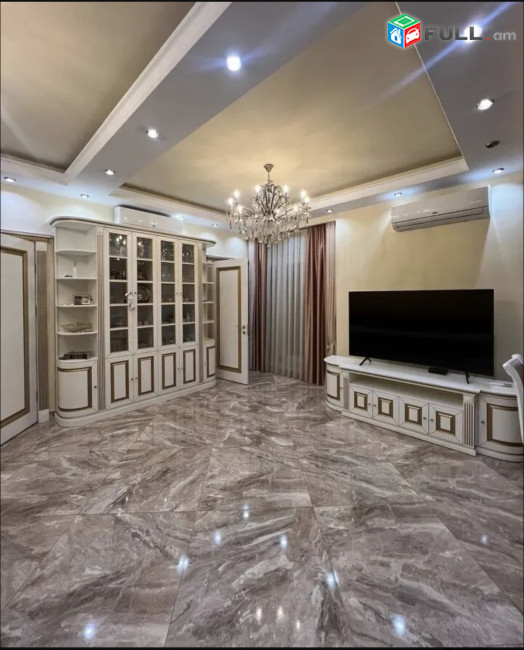 IN0381 Վարձով 3 սենյականոց բնակարան Ամիրյան փողոցում