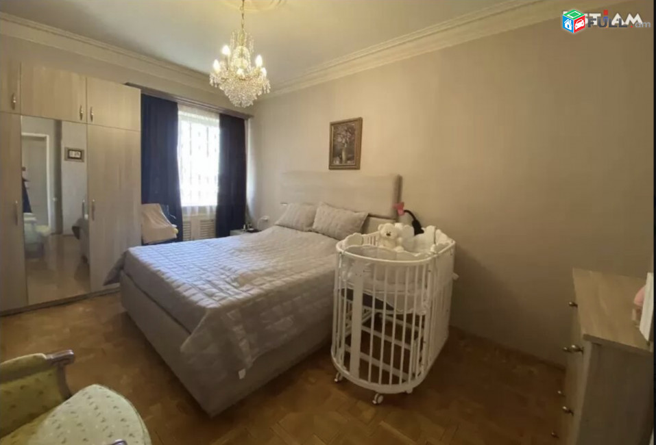 IN0413 Երկու հարկանի քարե տուն Վահրամ Փափազյան փողոցում Արաբկիրում, 350 ք.մ., 3+ սանհանգույց