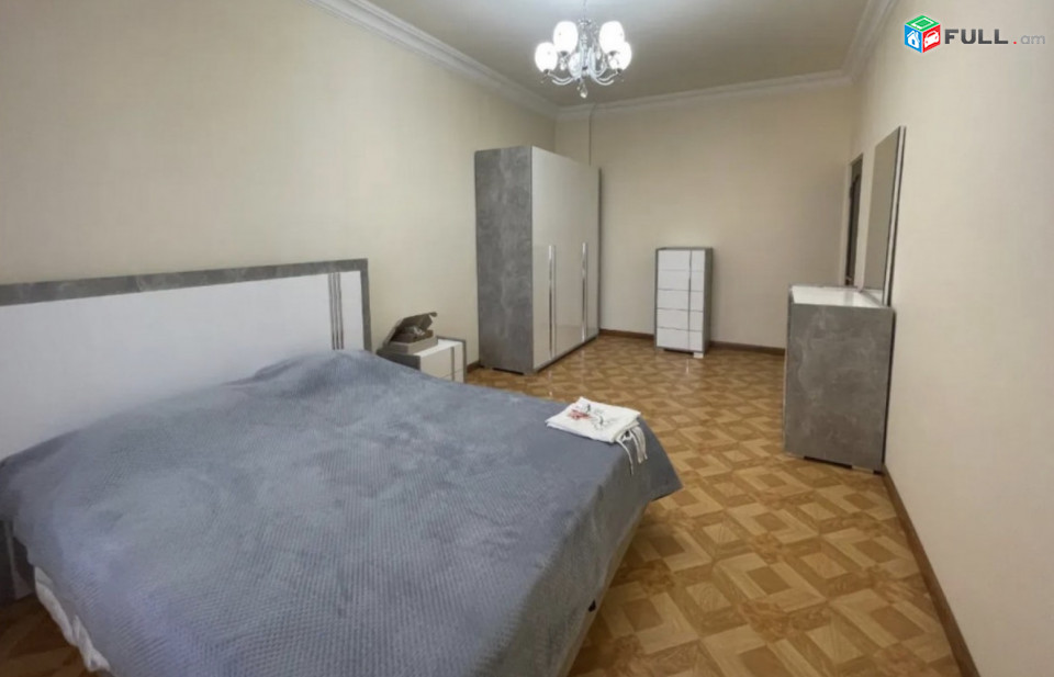 IN0420 Վարձով 4 սենյականոց բնակարան Մովսես Խորենացու փողոցում