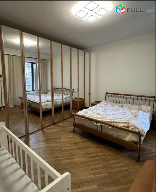 IN0422 Վարձով 4 սենյականոց բնակարան Տերյան փողոցում