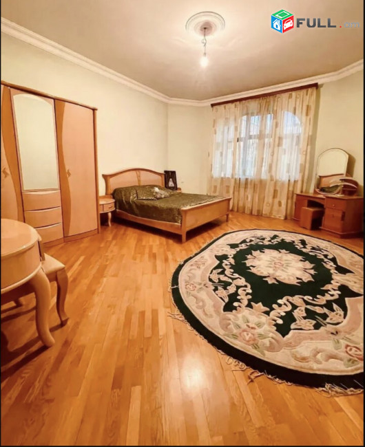 IN0440 Երեք հարկանի քարե տուն Ավանում, 350 ք.մ., 3+ սանհանգույց, մեծ հողամաս