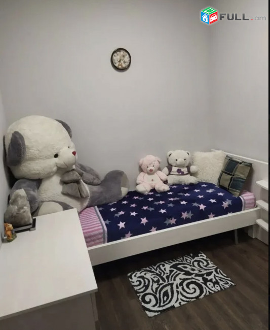 IN0446 Երկու հարկանի քարե տուն Ծարավ աղբյուրի փողոցում Ավանում, 300 ք.մ., 2 սանհանգույց
