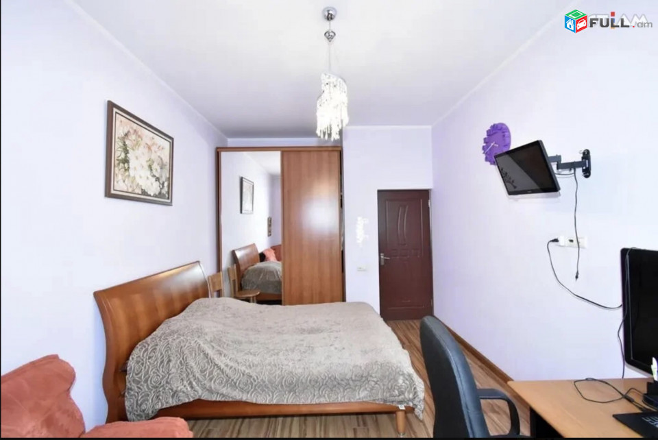IN0448 Երկու հարկանի քարե տուն Ծարավ Աղբյուրի փողոցում Ավանում, 240 ք.մ., 3+ սանհանգույց, եվրովերանորոգված