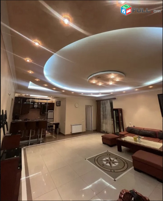 IN0466 Մեկ հարկանի քարե տուն Սարմենի փողոցում կենտրոնում, 200 ք.մ., 2 սանհանգույց, կապիտալ վերանորոգված