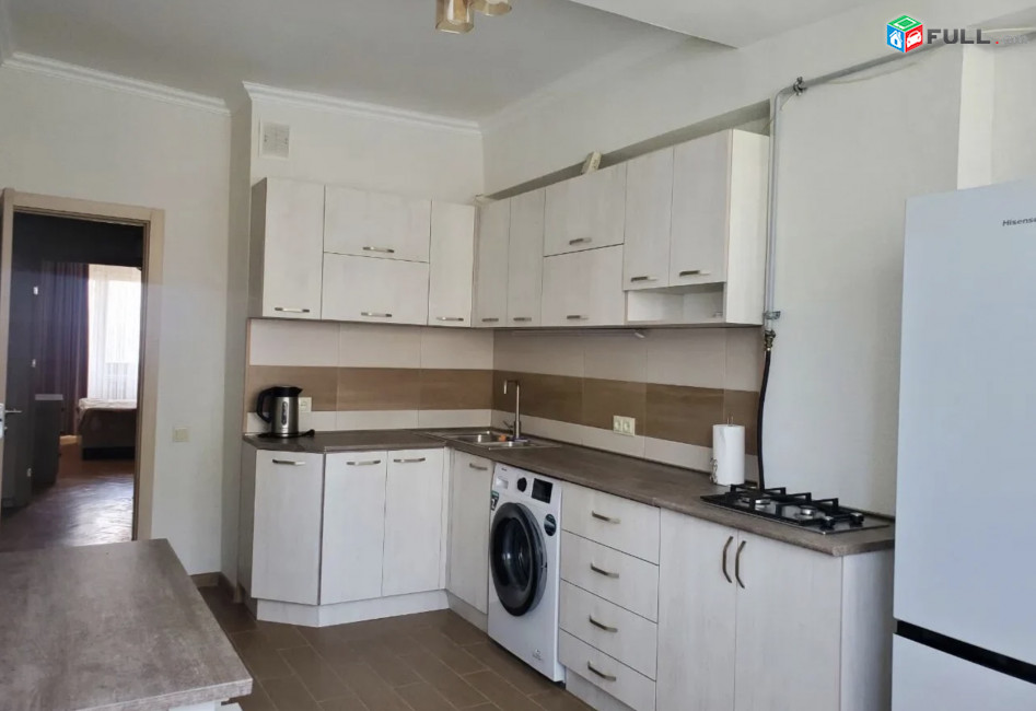 IN0485 Վարձով 3 սենյականոց բնակարան Օրբելի եղբայրների փողոցում