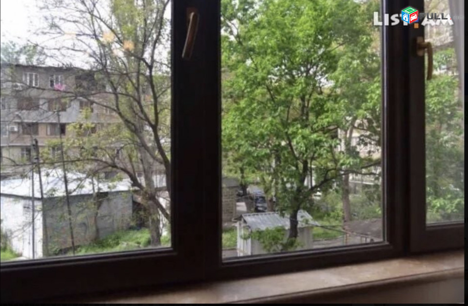 IN0481Վարձով 3 սենյականոց բնակարան Աբովյան փողոցում