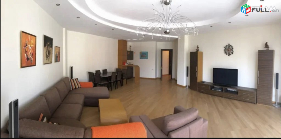 IN0488 Ընդարձակ 4 սենյականոց բնակարան նորակառույց շենքում Ամիրյան փողոցում, 240 ք.մ