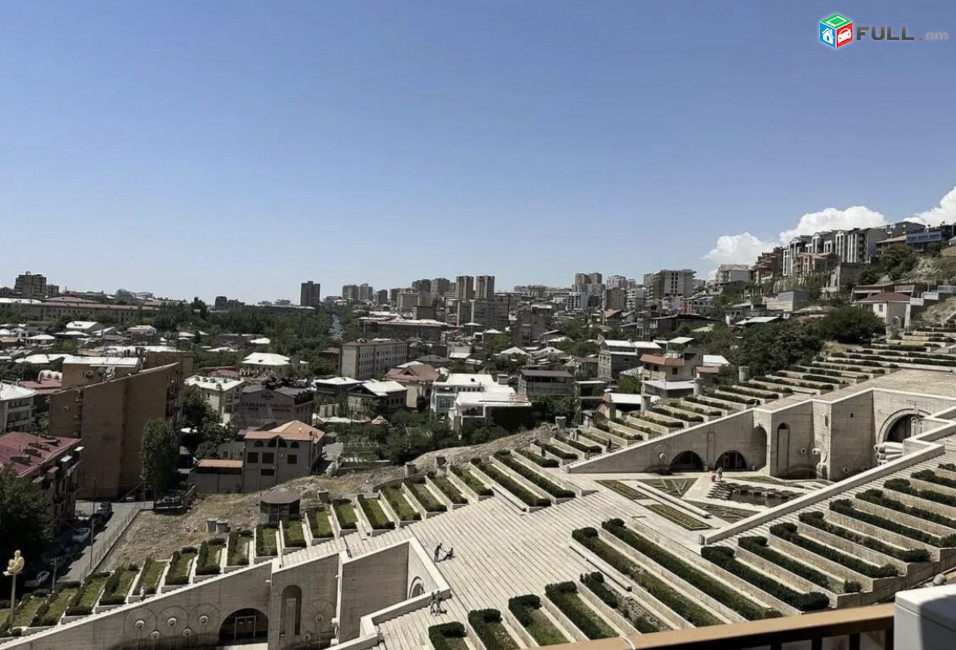   IN0494 Վարձով 4 սենյականոց բնակարան նորակառույց շենքում Սարմենի փողոցում