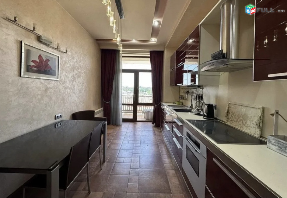   IN0494 Վարձով 4 սենյականոց բնակարան նորակառույց շենքում Սարմենի փողոցում