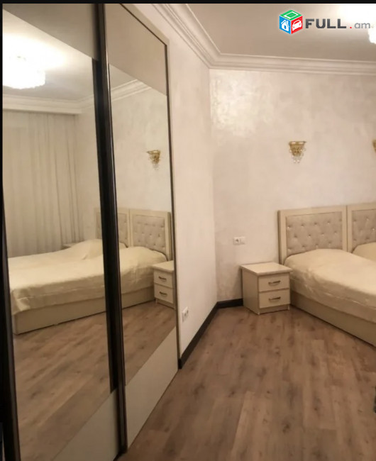 IN0499 Ընդարձակ 4 սենյականոց բնակարան նորակառույց շենքում Եկմալյան փողոցում