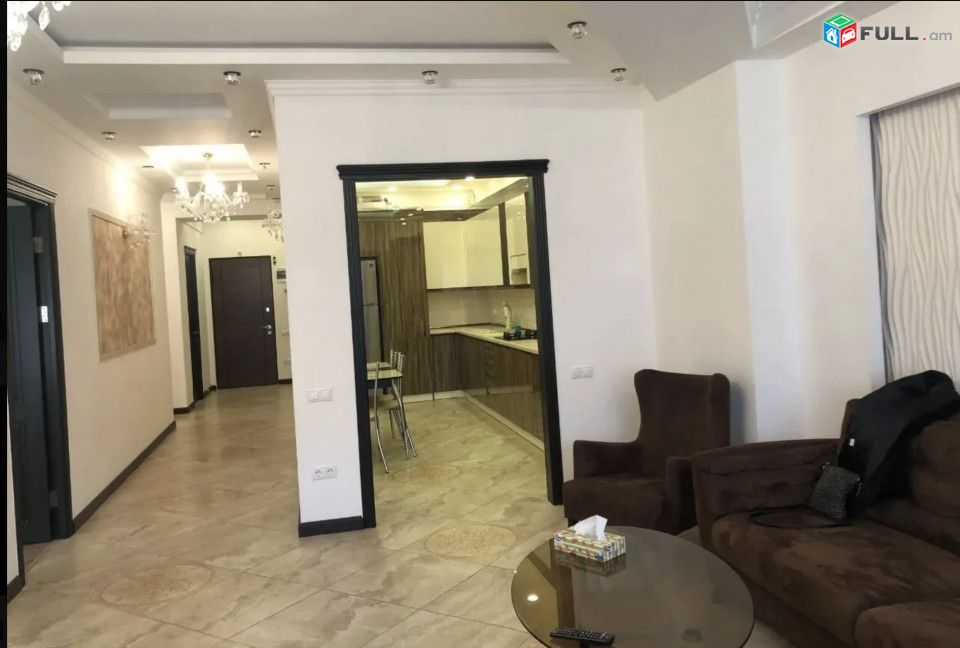IN0499 Ընդարձակ 4 սենյականոց բնակարան նորակառույց շենքում Եկմալյան փողոցում
