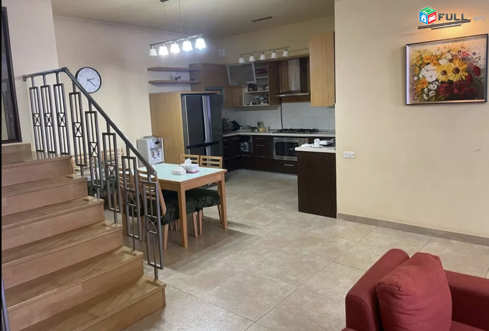 IN0503  Երեք հարկանի թաունհաուզ, Մարշալ Բաղրամյանի 2-րդ փակուղի Արաբկիրում, 237 ք.մ., 3+ սանհանգույց
