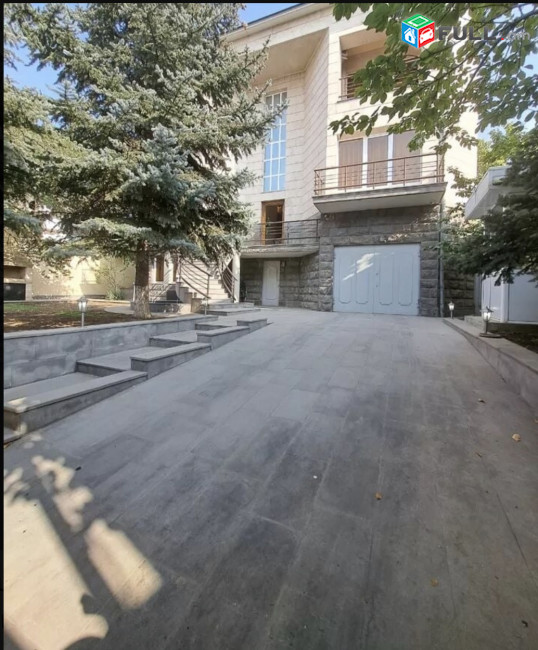 IN0516  Երեք հարկանի քարե ամառանոց, Արմենակ Արմենակյան անցուղի Նորք Մարաշում, 640 ք.մ., 3+ սանհանգույց