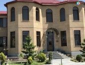 IN0517  Երեք հարկանի քարե ամառանոց Գարեգին Հովսեփյանի փողոցում Նորք Մարաշում