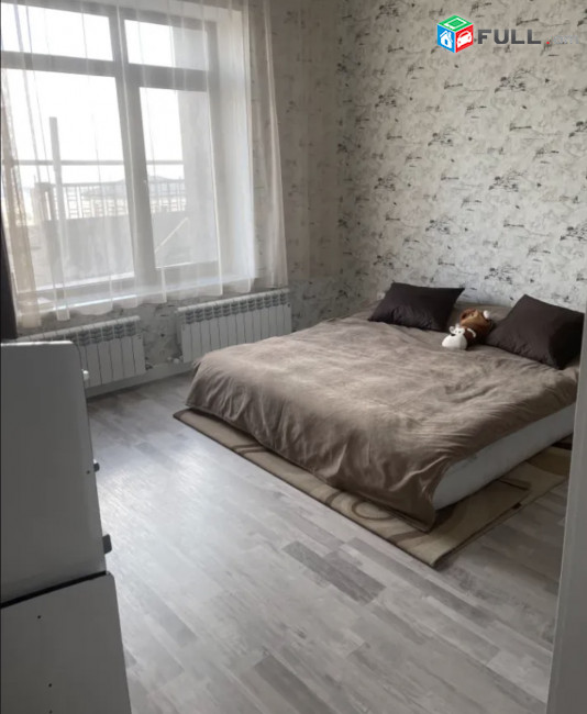 IN0574 Երեք հարկանի տուն Գեներալ Նվեր Սաֆարյանի փողոցում Ավանում, 468 քմ, 3+ սանհանգույց