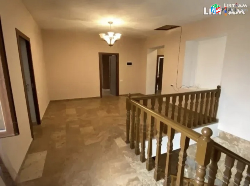 IN0576 Երկու հարկանի քարե տուն Մարշալ Խուդյակովի փողոցում Ավանում, 430 քմ, 3+ սանհանգույց, եվրովերանորոգված