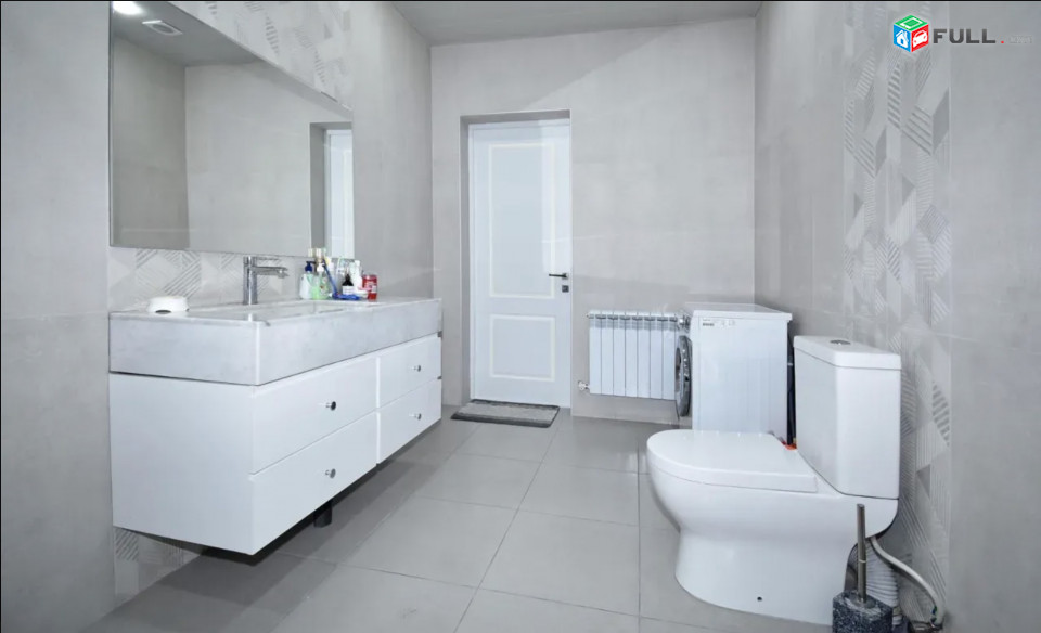 IN0577  Երկու հարկանի տուն Դավիթ Բեկի փողոցում Էրեբունիում, 400 քմ, 2 սանհանգույց