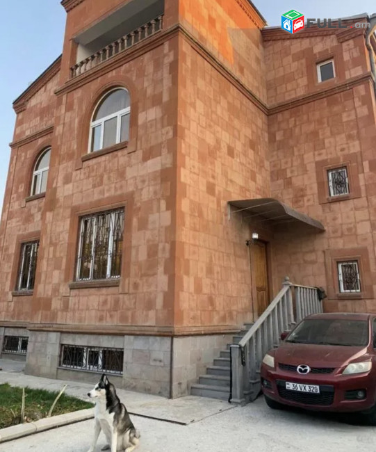 IN0581 Չորս հարկանի քարե տուն Էրեբունիում, 600 քմ, 3+ սանհանգույց, դիզայներական ոճով վերանորոգված