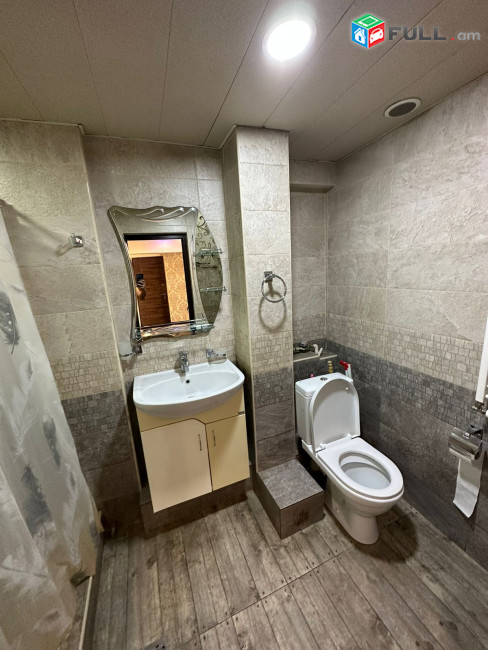 IN0588  Վարձով 3 սենյականոց բնակարան Սարյանի փողոցում