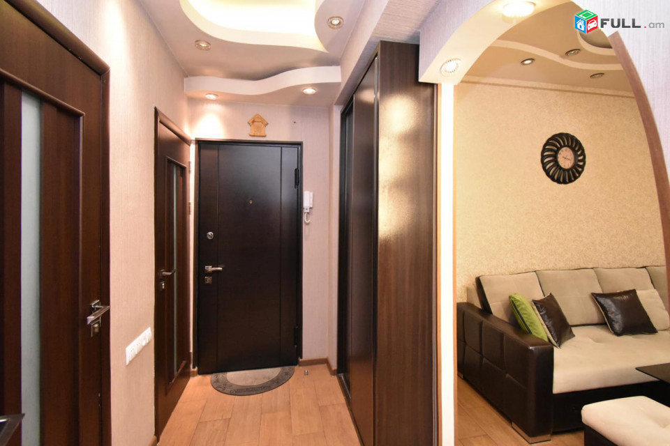 IN0590 Վարձով 2 սենյականոց բնակարան Եզնիկ Կողբացու փողոցում