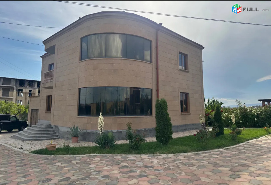 IN0595 Երկու հարկանի քարե տուն Սիլիկյանի 10-րդ փողոցում Աջափնյակում