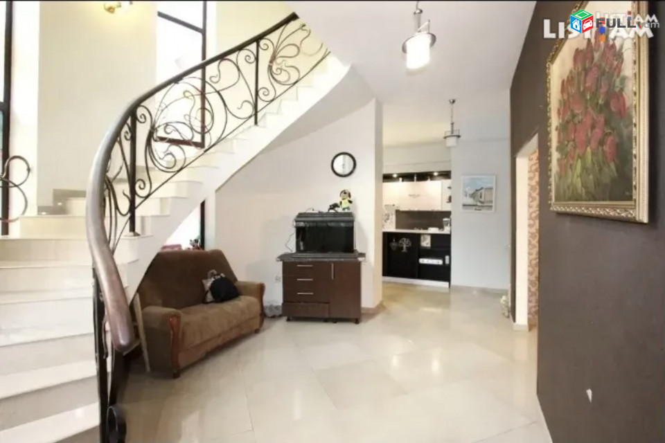 IN0596 Երկու հարկանի տուն Աջափնյակում Նորաշեն Թաղամասում