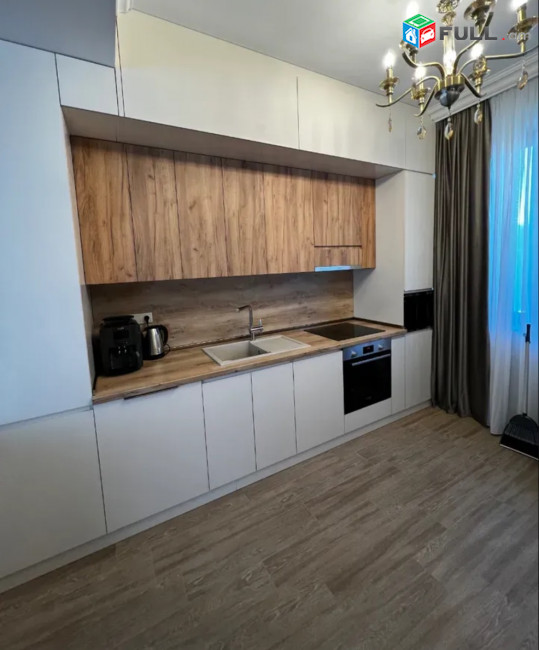IN0601 Երկու հարկանի քարե թաունհաուզ, Գ-1 թաղամաս Աջափնյակում