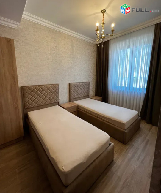 IN0601 Երկու հարկանի քարե թաունհաուզ, Գ-1 թաղամաս Աջափնյակում