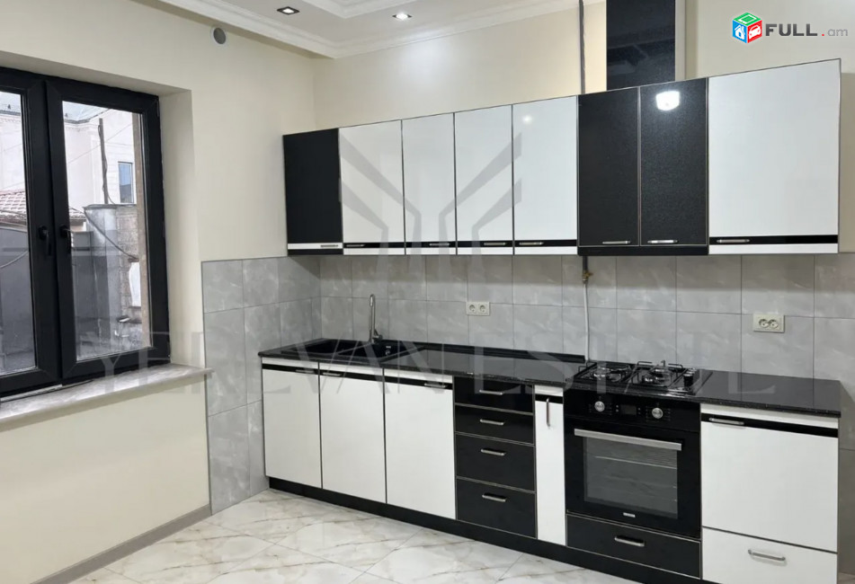 IN0602 Երկու հարկանի քարե տուն Սամվել Գևորգյան փողոցում Դավթաշենում