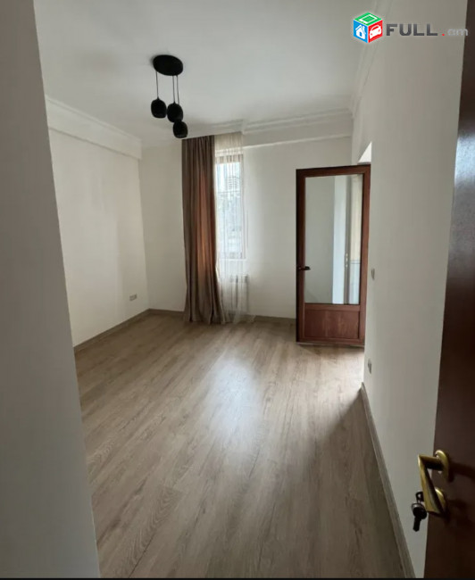 IN0609 Վարձով 3 սենյականոց բնակարան նորակառույց շենքում Վերին Անտառային փողոցում
