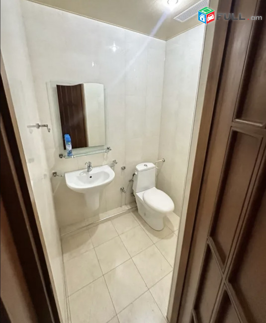 IN0613 Վարձով 5 սենյականոց բնակարան նորակառույց շենքում Զաքյան փողոցում